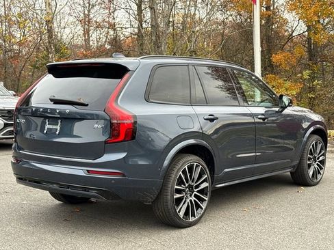New 2026 Volvo XC90 B6 Ultra w/ Lounge Package image 2