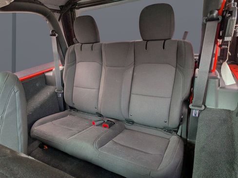 Used 2023 Jeep Wrangler Sport S image 13