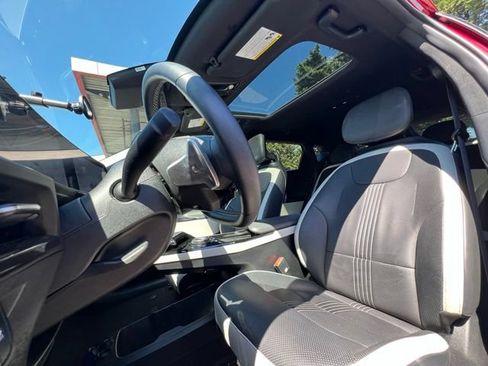 Certified 2024 Kia EV6 GT-Line AWD/4WD image 15