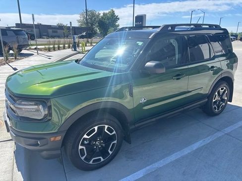 Used 2023 Ford Bronco Sport Outer Banks w/ Tech Package AWD/4WD image 1