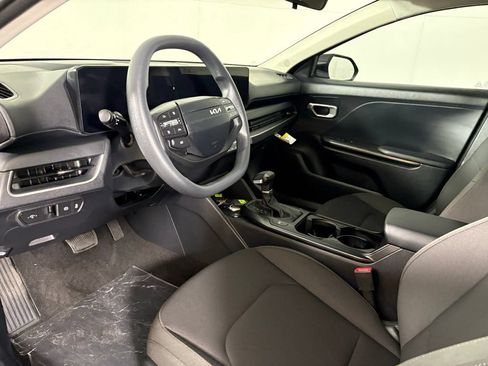 New 2026 Kia K4 FWD image 22