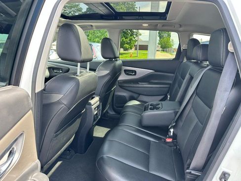 Used 2024 Nissan Murano SL AWD/4WD image 9