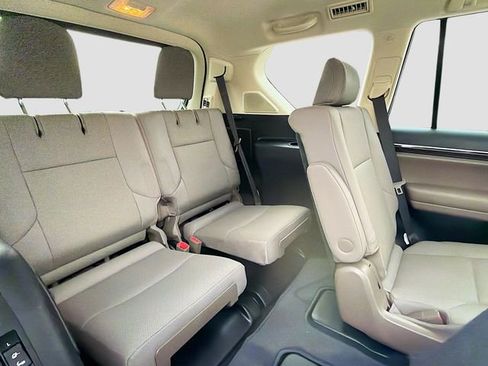 Used 2023 Lexus GX 460 Premium image 21