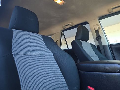 Used 2019 Toyota 4Runner SR5 AWD/4WD image 17