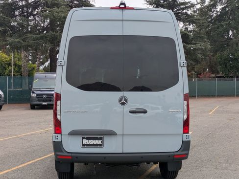 New 2025 Mercedes-Benz Sprinter 2500 image 3