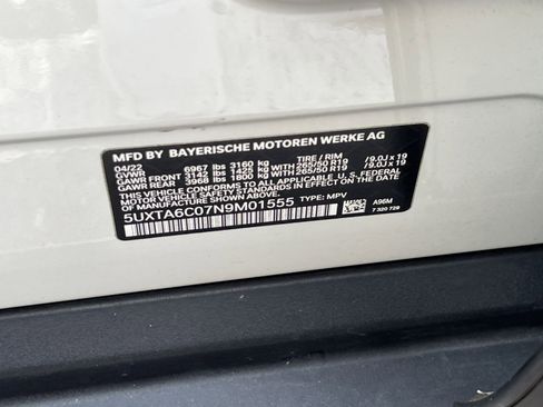 Used 2022 BMW X5 xDrive45e w/ Parking Assistance Package image 28