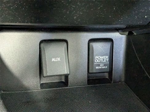 Used 2013 Honda Civic LX image 25