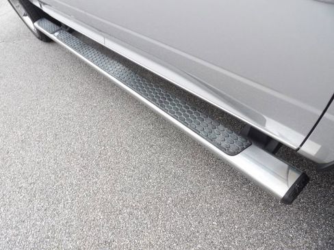 Used 2017 RAM 1500 Express image 19