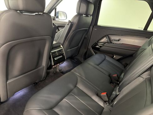 Used 2024 Land Rover Range Rover Sport Dynamic SE image 21