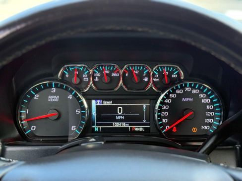 Used 2019 Chevrolet Silverado 1500 LT image 40