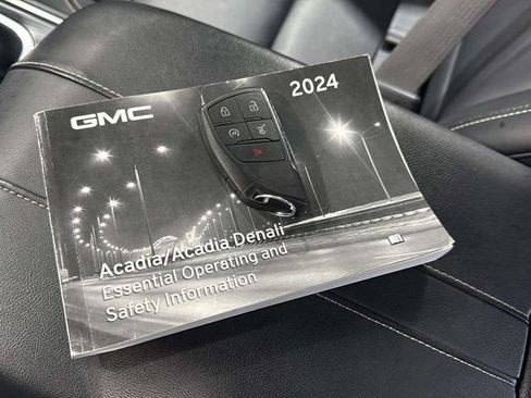 Used 2024 GMC Acadia Elevation AWD/4WD image 31