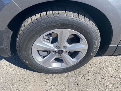 New 2024 Ford Edge SE image 10