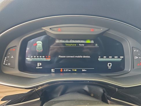 Used 2022 Audi Q8 Premium Plus AWD/4WD image 14