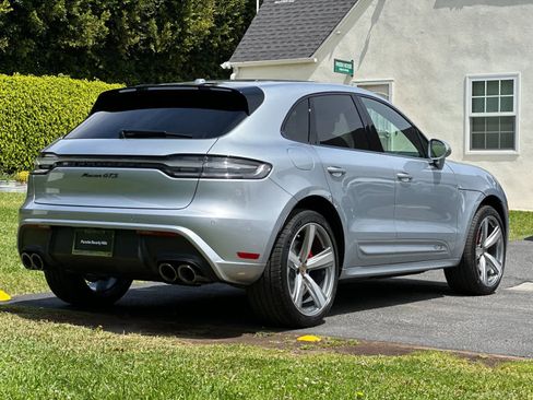 New 2026 Porsche Macan GTS AWD/4WD image 8