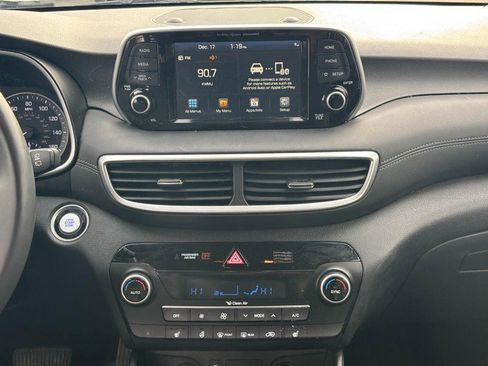 Used 2021 Hyundai Tucson Limited image 13