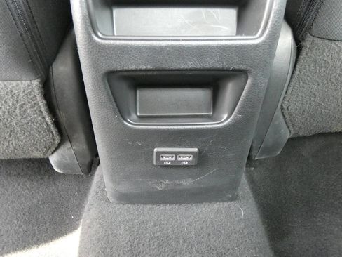 Used 2019 Nissan Sentra SV FWD image 15