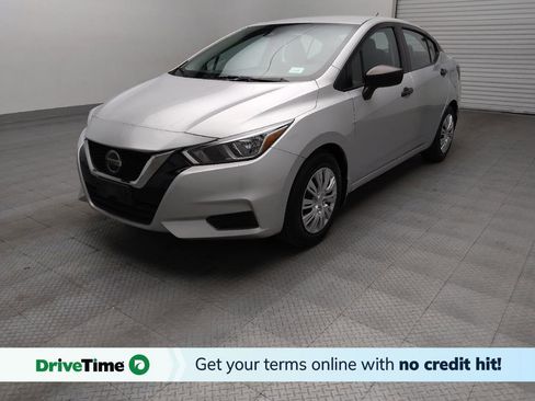 Used 2020 Nissan Versa S FWD image 1