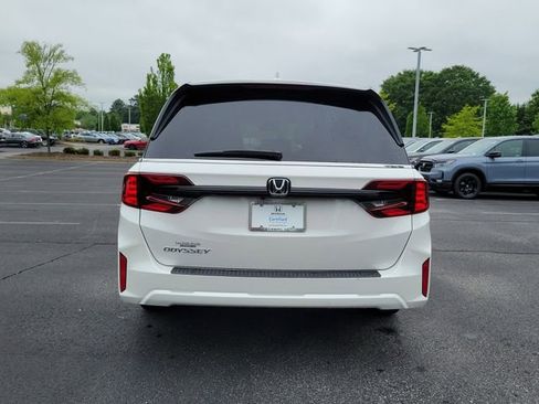 Certified 2026 Honda Odyssey EX-L image 5