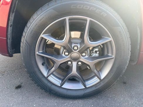 Used 2020 Jeep Grand Cherokee Limited X RWD image 4