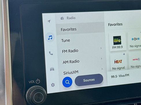 Used 2024 Toyota RAV4 XLE image 26
