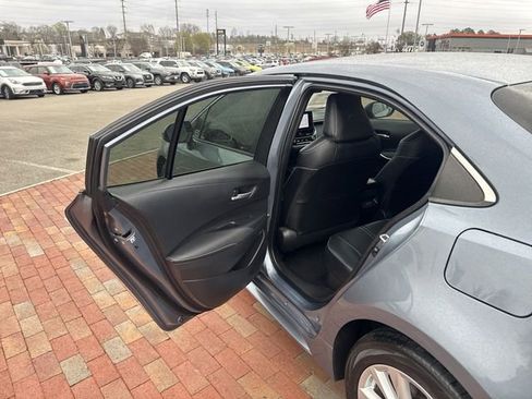 Used 2023 Toyota Corolla XLE image 26