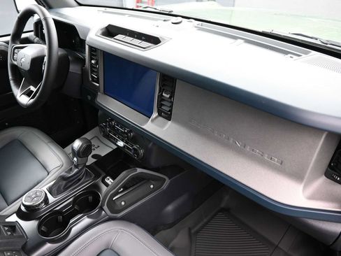 New 2024 Ford Bronco Outer Banks image 19