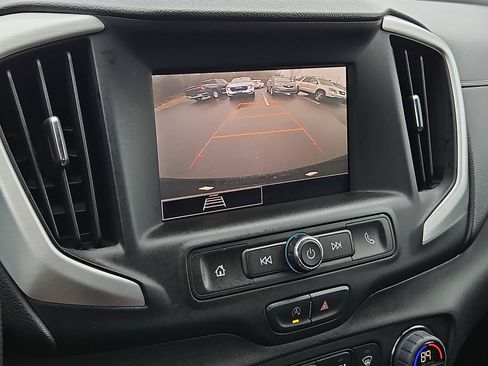 Certified 2023 GMC Terrain SLE w/ Driver Convenience Package image 17