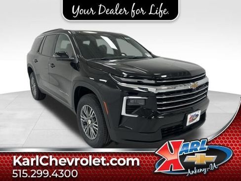 New 2026 Chevrolet Traverse LT AWD/4WD image 1