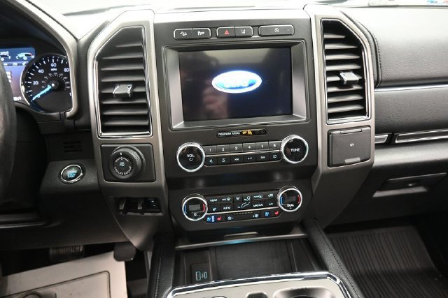 Used 2020 Ford Expedition XLT w/ Equipment Group 202A AWD/4WD image 10