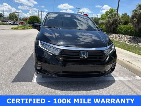 Used 2024 Honda Odyssey Elite image 3