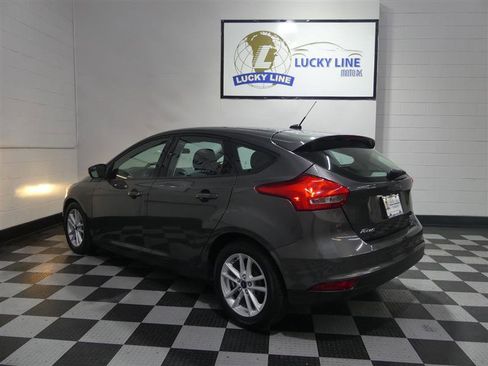 Used 2017 Ford Focus SE image 11