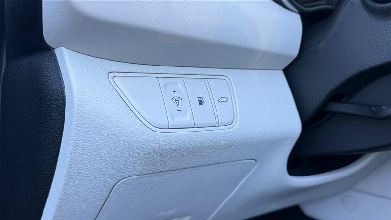 Used 2025 Genesis G70 2.5T AWD/4WD image 14