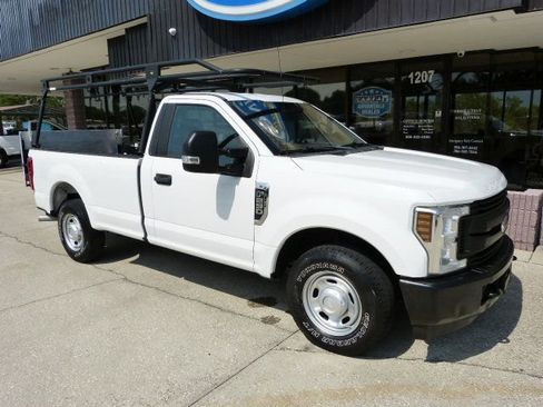Used 2019 Ford F250 XL w/ Power Equipment Group RWD image 6