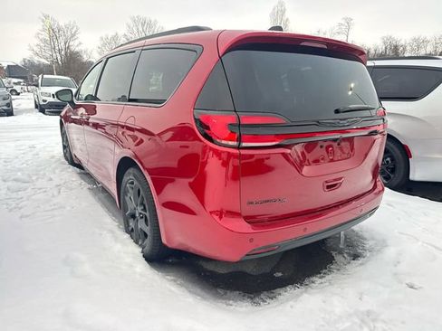 New 2026 Chrysler Pacifica Select FWD image 6