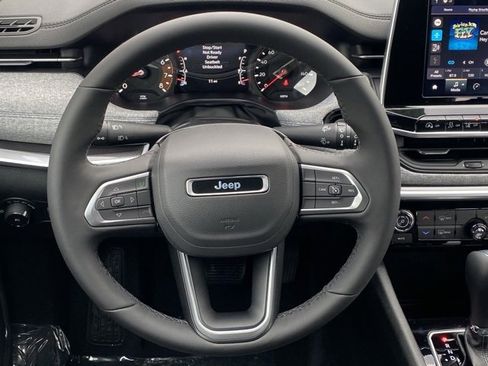 New 2026 Jeep Compass Latitude image 35