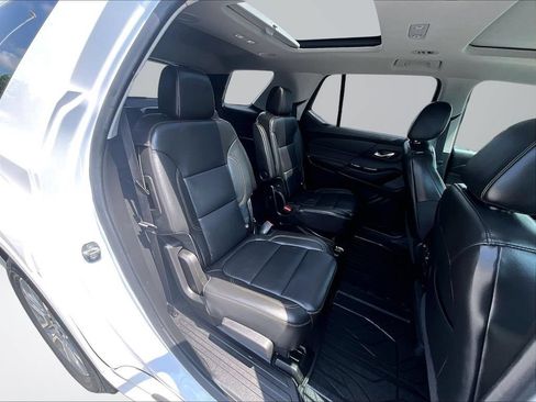 Used 2019 Chevrolet Traverse Premier AWD/4WD image 28