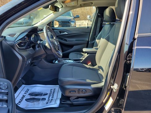 Used 2020 Buick Encore GX Select w/ Experience Buick Package image 16