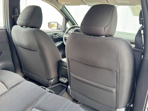 Used 2025 Nissan Leaf S image 30