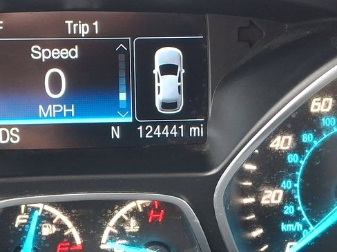 Used 2016 Ford Escape SE w/ Equipment Group 201A image 22