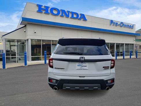 Used 2023 Honda Passport TrailSport image 5