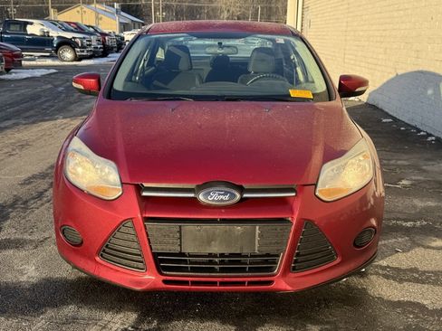 Used 2014 Ford Focus SE image 2