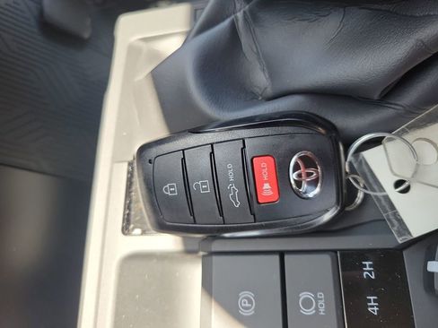 Used 2025 Toyota Tacoma Trailhunter AWD/4WD image 45