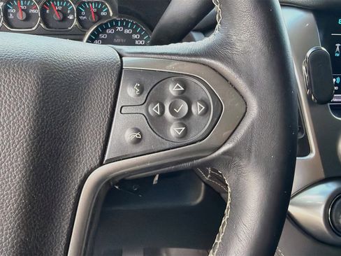 Used 2019 Chevrolet Tahoe LT w/ RST Edition RWD image 39