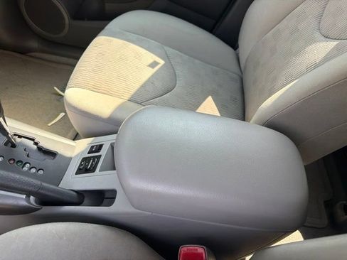 Used 2009 Toyota RAV4 4WD w/ Base L4 Extra Value Pkg image 25
