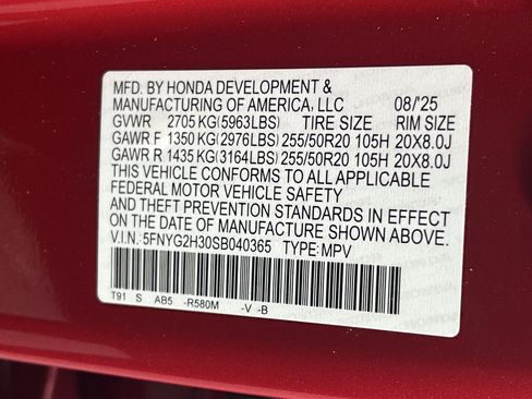 Used 2025 Honda Pilot Sport image 36