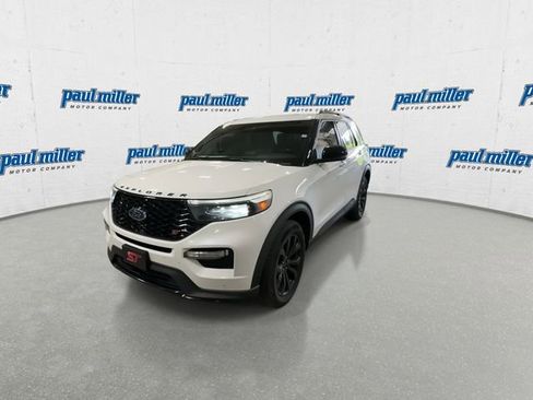 Used 2020 Ford Explorer ST w/ Premium Technology Package AWD/4WD image 4