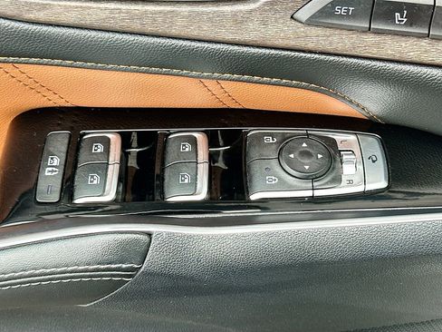 Certified 2022 Kia Sorento SX Prestige w/ Rust Color Package image 18