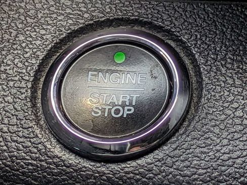 Used 2018 Ford F150 Lariat w/ Equipment Group 502A Luxury RWD image 31
