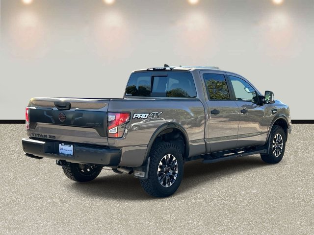 Used 2023 Nissan Titan PRO-4X w/ Pro-4x Convenience Package AWD/4WD image 5