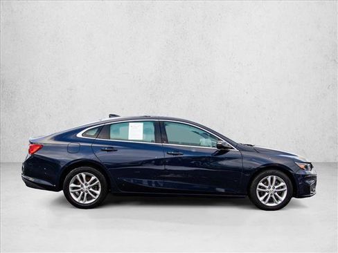 Used 2016 Chevrolet Malibu LT image 4